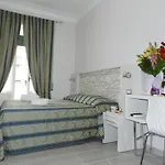 Vatican Affittacamere 3*